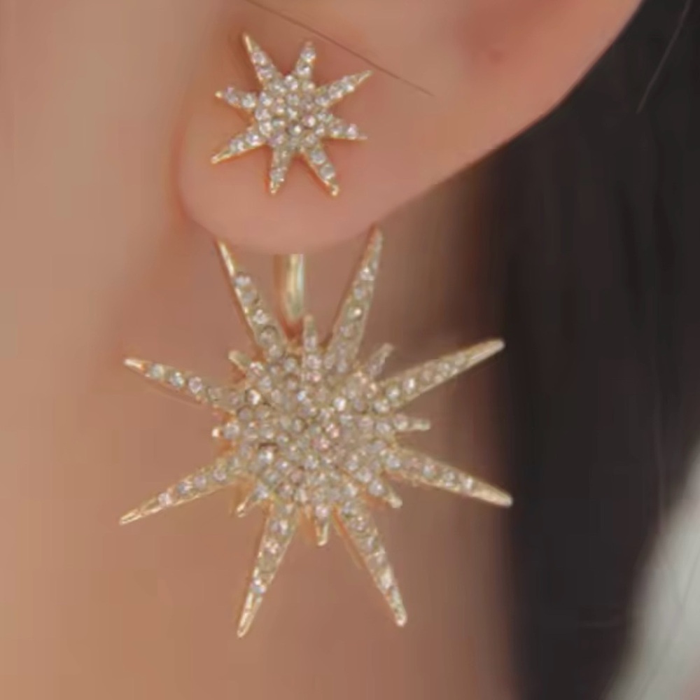 NEW Gold Starburst Earrings